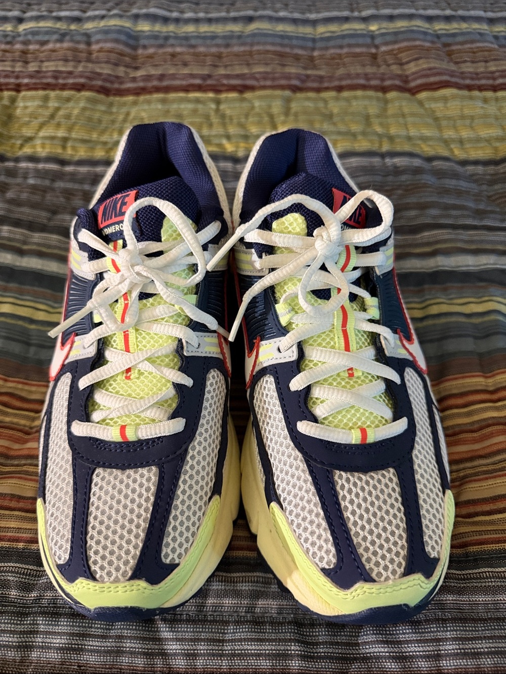 Nike vomero Navy & Lime Running Shoes